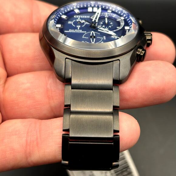 Citizen BL5607-54L Men’s Eco-Drive Sport Chronograph Blue Dial Black IP NIBWT - Picture 6 of 17